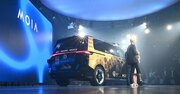 VWのロボタクシー、ウェイモやテスラに対抗できるか