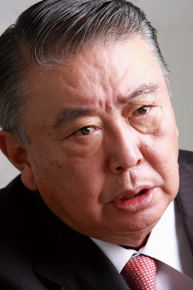 自民党東日本大震災復興加速化本部本部長　大島理森　原発を推進した責任もあり、復興加速のため前面に出る