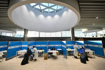 搭乗前コロナ検査で陰性、その不確かさ