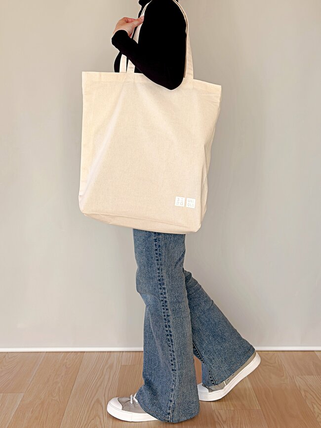 「耐荷重20kgってすごい！」3COINSの“大容量エコバッグ”が優秀すぎる！「調味料や重いものも安心」「買い物に大活躍です」