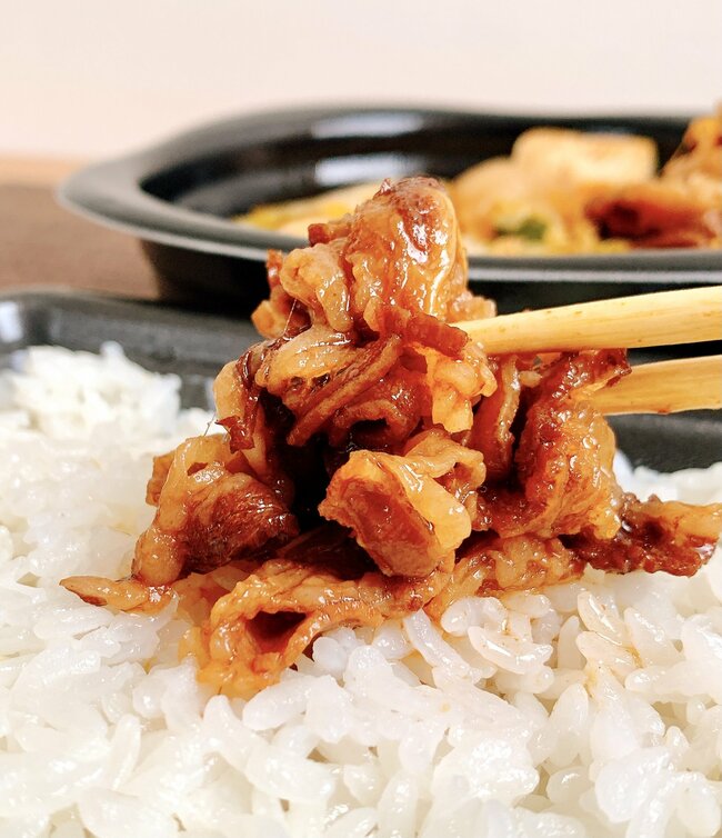 「ご飯3合は食べれる」「週4はいける」ほっともっとの“お肉2倍盛り弁当”野菜もマシマシで豪快すぎる！「マジでご飯と合います」「終了するまで週1以上でリピ」《実食レビュー》