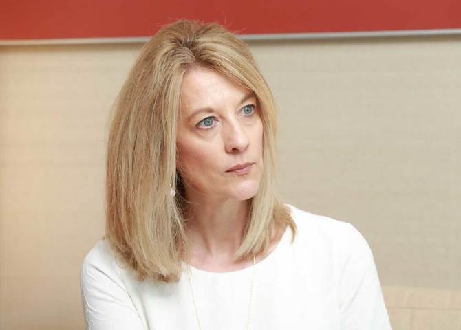 ニューヨーク州立大学のステファニー・ケルトン教授