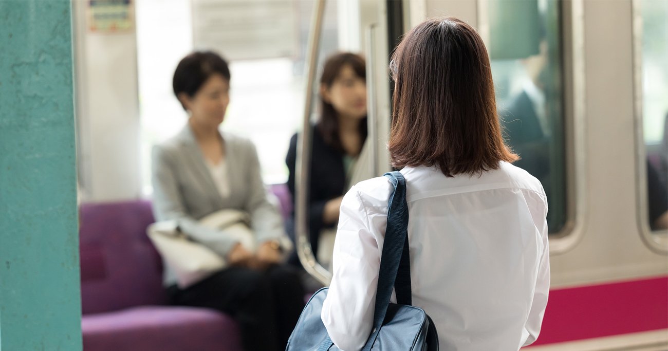 電車と女子高生