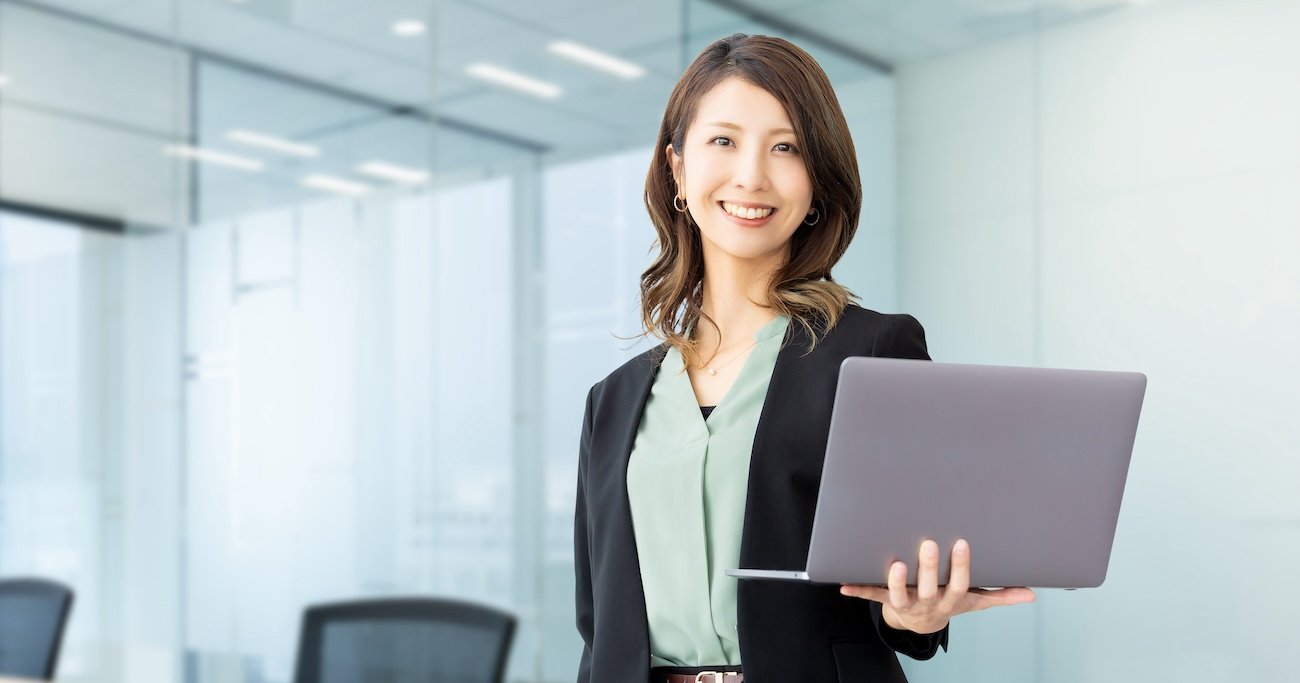 仕事ができない人は「いつも同じ方法」で考える。では、優秀な人がやっている「AIを使って思考の視点を変える」方法とは?