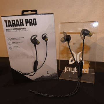 スポーツイヤフォンで汗に強い新Jaybird、14時間再生でこだわりギミックのフィット感