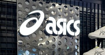 そりゃ強いわ…アシックスが快進撃を続ける納得の理由〈4期連続過去最高益〉