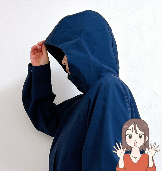 おしりをスッポリ隠せる…！GUの“おしゃれ春アウター”雨の日も使えて万能すぎる！「シルエットが綺麗」「今の時期めちゃくちゃ重宝」