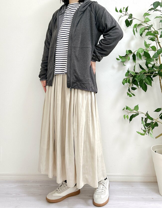 ワークマン、ありがとう…！昨年爆売れした「不審者パーカー」の新作が優秀すぎる！顔までUVカットできて天才だよ