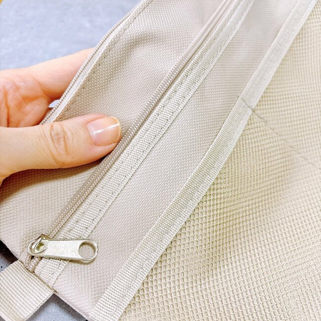 お薬が240錠も入った…！ダイソーの「ポケットいっぱい収納ケース」財布代わりにもなって重宝します！《購入レビュー》