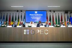 OPEC減産、米国で勢い増す報復論　解体も視野に