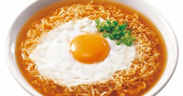 チキンラーメン「真ん中のくぼみ」はなぜ誕生したのか?開発に1年かかった裏事情