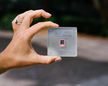 アップル、次はモデムチップか　内製化巡る野望