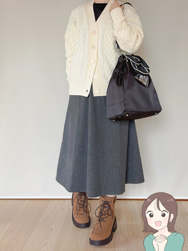 しまむら×トムとジェリーの「ポケットたくさんバッグ」大人かわいいのに収納力スゴすぎるの!