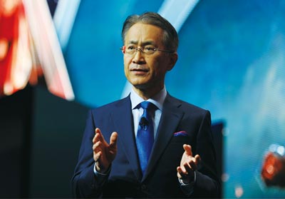 「個人の興味にひも付いた深いデータこそがソニーの武器だ」という吉田憲一郎社長は言う