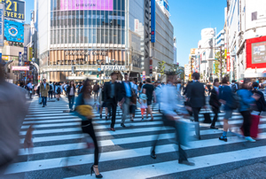 所得増が支出につながらない<br />2期連続マイナス成長の根深さ