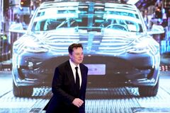 テスラ以外もブレーキ必要、爆走する自動車株