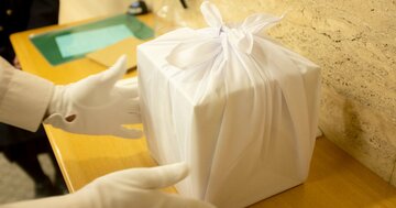 ゴミとして捨てると犯罪になる「遺骨」を合法的に書類1枚で処分する方法