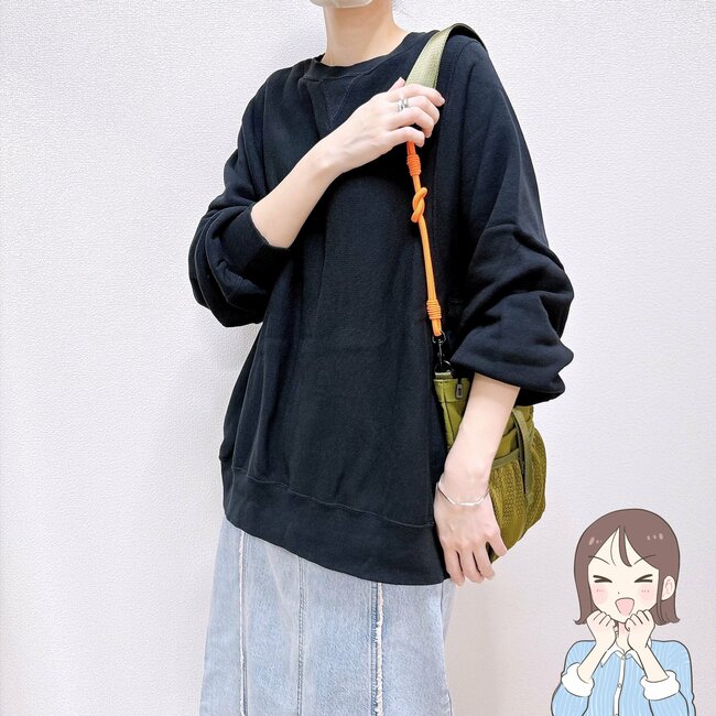 「たくさん物が入る」「一目惚れで購入」ニコアンドの“ポケットいっぱいミニバッグ”ペットボトルや長財布も入って優秀！「小さそうに見えてガッツリ入る」「なんの服にも合うし購入してよかった」《購入レビュー》