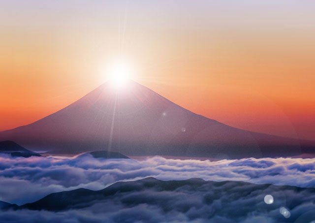 太陽が光輝くダイヤモンド富士