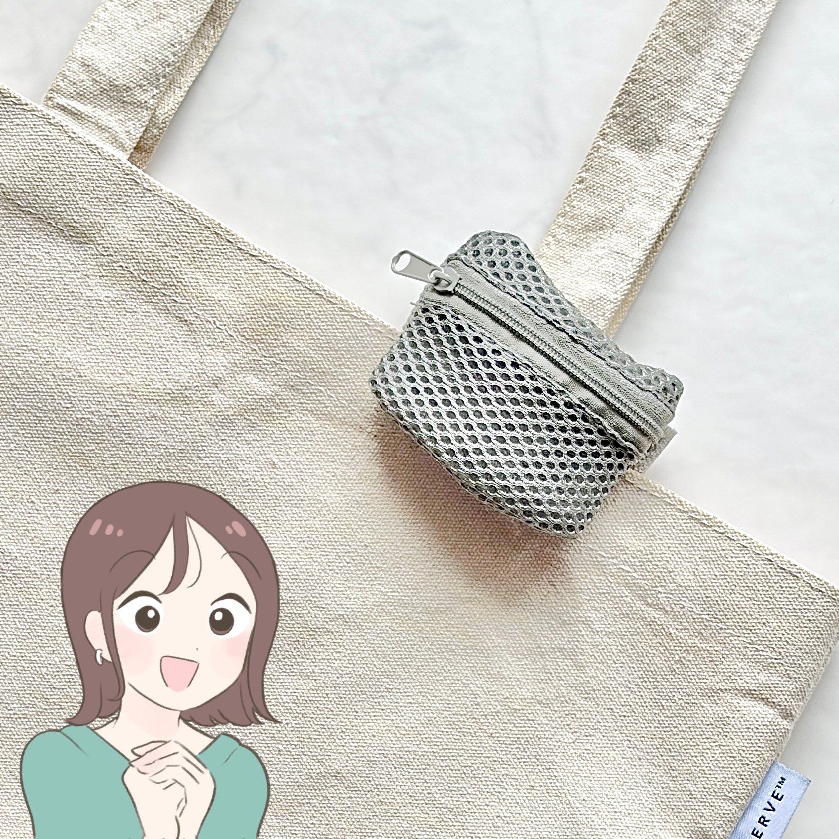 思わず2色まとめ買いした…！セリアの「ミニ財布になるポーチ」手ぶらで持ち歩けて天才！《購入レビュー》