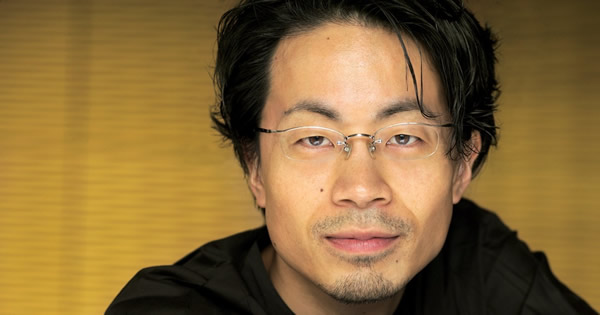 ドルトムント市立歌劇場専属指揮者として、ようやく日本でデビューする小林資典の素顔とは
