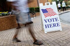 米中間選挙、黒人・中南米系でも「民主離れ」＝WSJ調査