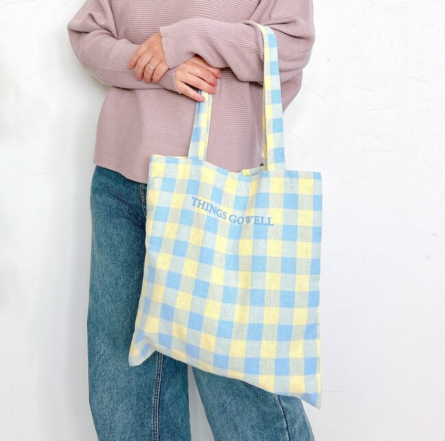 フランフランに売ってそう…！セリアの「おしゃれトートバッグ」が110円とは思えない可愛さ！コンパクトだけど意外と大容量で嬉しい！