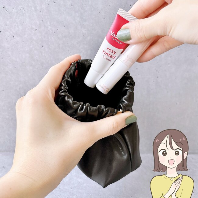 カードが30枚も入った！3COINSの「片手でパカッと開くポーチ」お財布代わりに使えて便利！《購入レビュー》