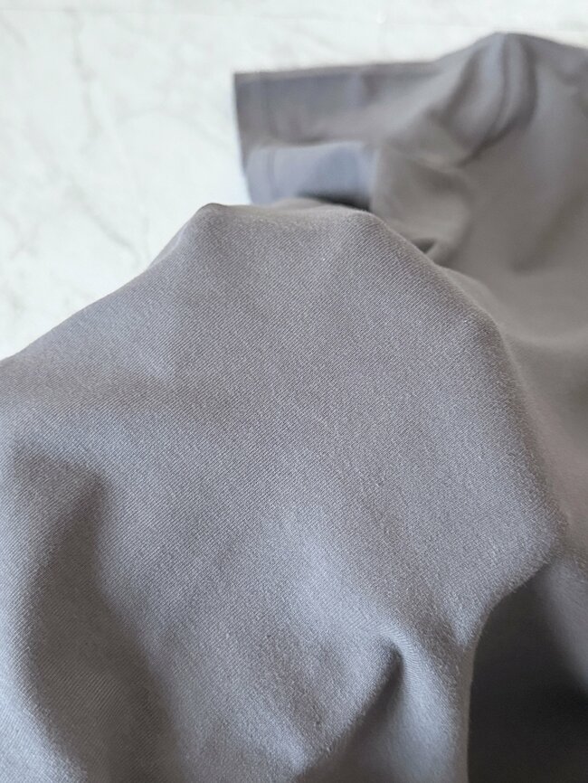 「毎年買っています」無印良品の“汗じみしにくいTシャツ”をビショビショに濡らしてみたら…「全部欲しくなりました」「安心感があります」