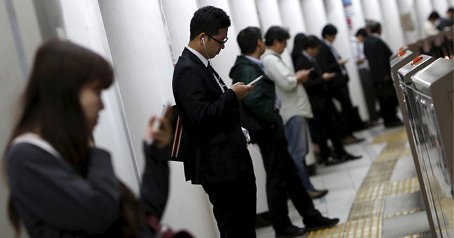 厚生労働省が毎月勤労統計の不正調査を受け再集計した修正値を公表 厚生労働省が毎月勤労統計の不正調査を受け再集計した修正値を公表