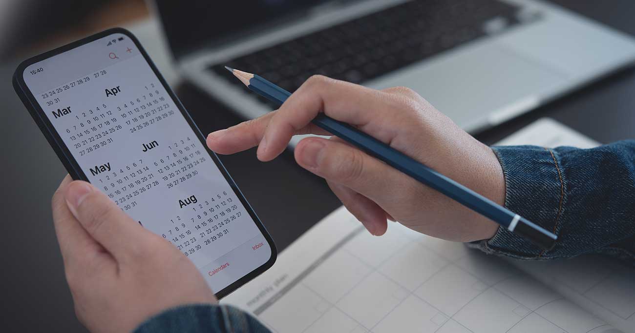スケジュール　スマホ　パソコン