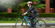 「ダサいどころか、すこぶるおしゃれ！」 自転車用ヘルメットにハマった40代“ヘル中年”が感嘆するワケ