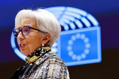 ECB、債券買い入れ加速へ　総裁は「明日にも行動」