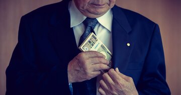日本の地方議員はぬるま湯すぎる?ストックホルム前市長が「運転手付きリムジン」どころか給与も不要と語るワケ