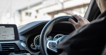 知らなきゃ一発免停も…9月開始「生活道路30キロ規制」で物流・地方経済・通勤はどう変わる？