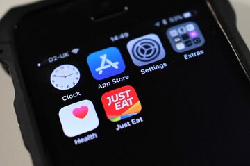料理宅配新興企業、合併でウーバーやアマゾンに対抗