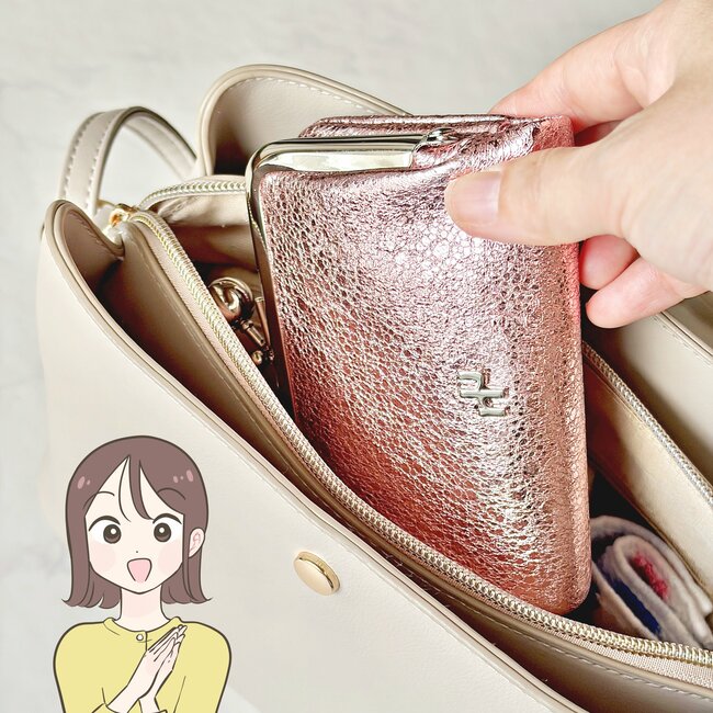 長財布から卒業できました…！ニコアンドの“ポケットたくさんミニ財布”カードが20枚入って便利！「コンパクトバッグに◎」「見た目も使いやすさも最高」