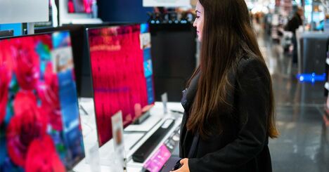 4Kか8Kか？ あなたが買うべきテレビは 4K対応コンテンツが普及し始めたばかりだが「8K革命」も目前に