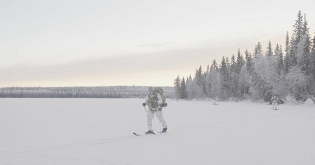 米精鋭部隊が「北極圏」戦闘訓練　厳寒の密着ルポ
