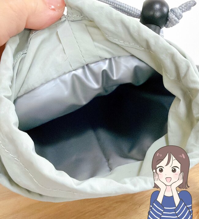 【ダイソー】30分たってもアイスが溶けない！220円の“保冷できるショルダーバッグ”が夏のお出かけに大活躍！ 《購入レビュー》