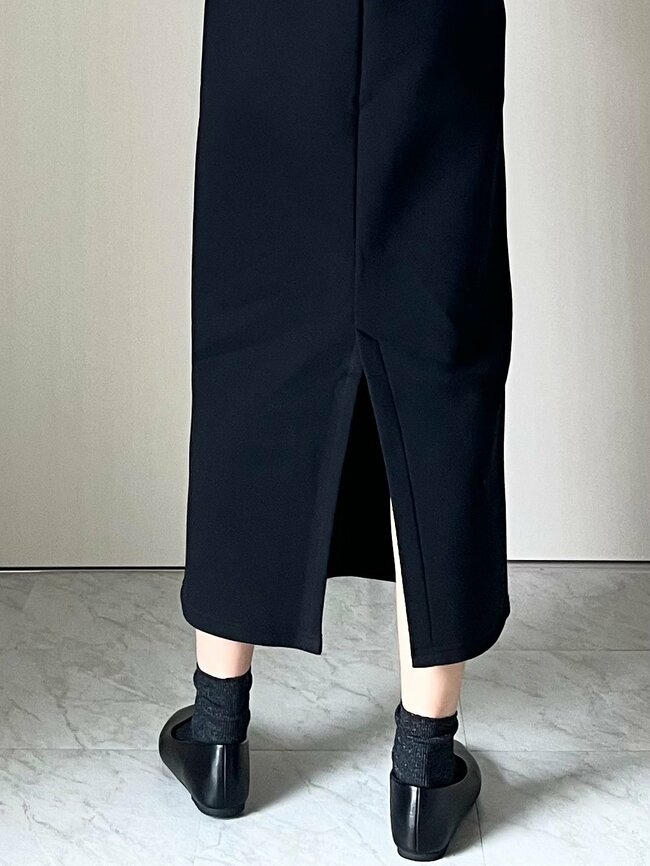 「色違いで買い足しました」GUの“ぽかぽかスカート”きれいめコーデにも使えて優秀です！「冬にはきたい暖かいスカート」「下にタイツを履くと寒さ知らずです」