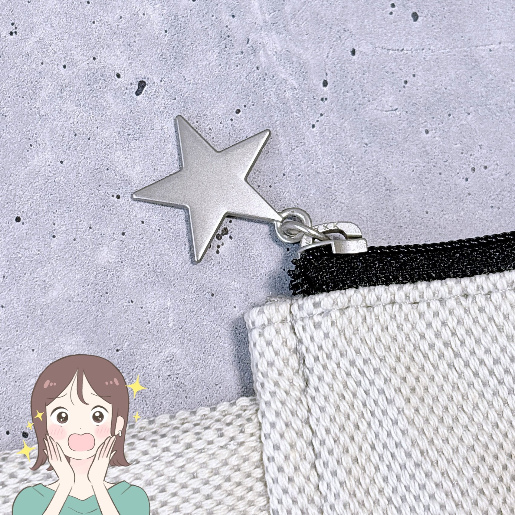 お薬手帳や診察券、処方薬がまるっと入った！スターバックスの「オシャレな薄型ポーチ」お財布代わりにもなって使い勝手バツグン！【購入レビュー】