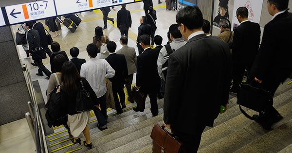 「最高益」でも企業が不況期と同じ経営を続ける理由