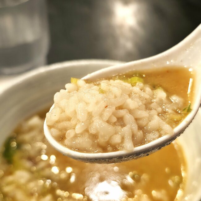 「満腹満腹」「コスパ良い!」幸楽苑の“ボリューム凄すぎセット”1450kcal超えでお腹はち切れそう!「このご時世で990円はお得でしょ」