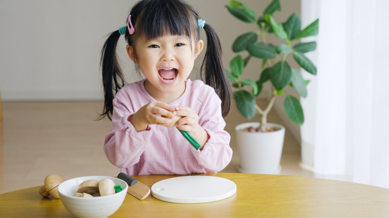 【てぃ先生が答える】新しく買ったおもちゃに興味をもってもらうには?