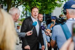 マスク氏、ツイッターの買収完了　CEOらを解任