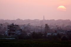イスラエル報復、米有権者40％超が過剰と回答＝WSJ調査