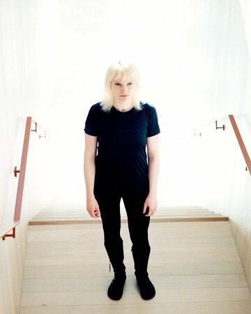 AIクロードに「魂」吹き込む哲学者　どのような人物か