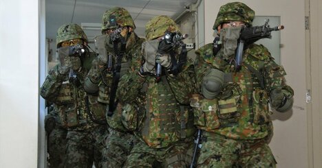 「戦闘訓練を積んだプロなのになぜ…」銃使用禁止のクマ対策が浮き彫りにした、自衛隊活用の“限界”とは