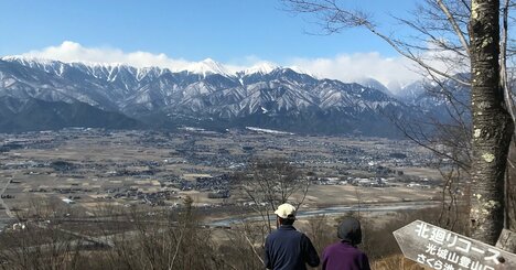 登山歴60年の達人が陶酔する6つの冬山、白く輝く雄大なパノラマ